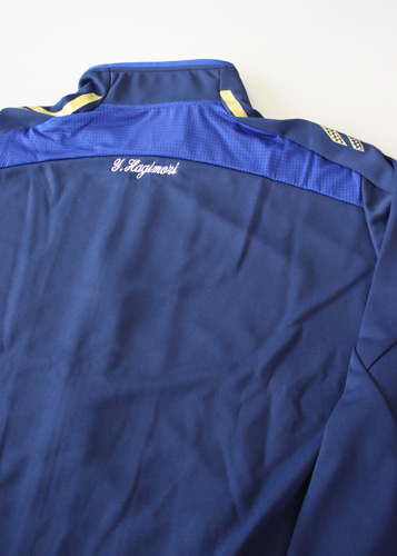 OUTER08